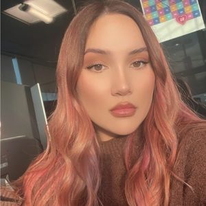 Meet your Posher, Joelle